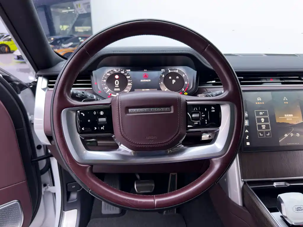 Land Rover Range Rover — миниатюра 16