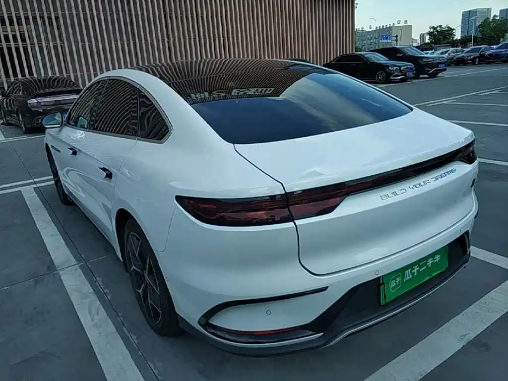 BYD Han — миниатюра 5