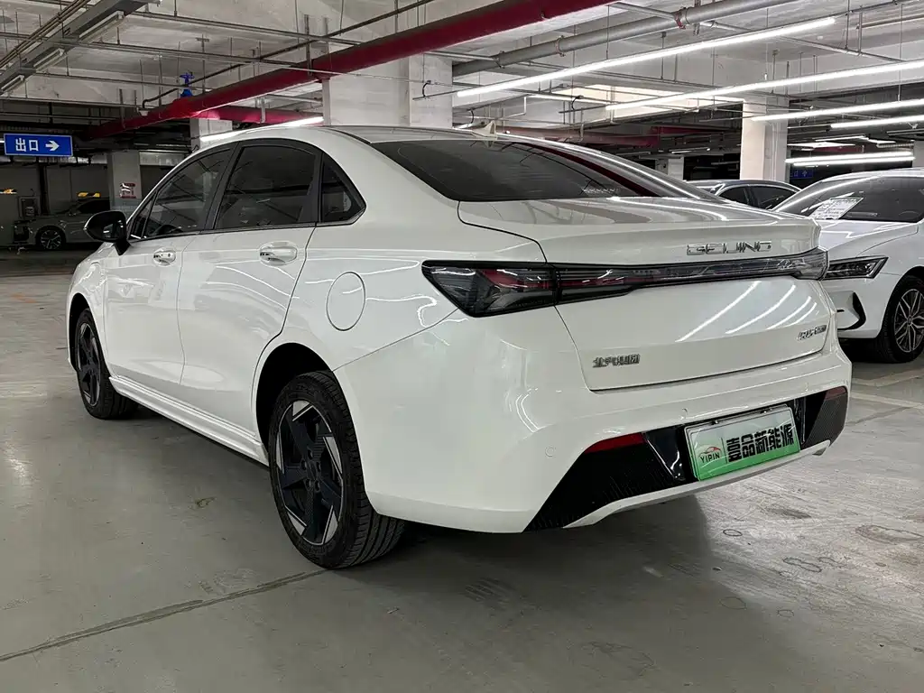 BAIC EU5 Plus — миниатюра 4