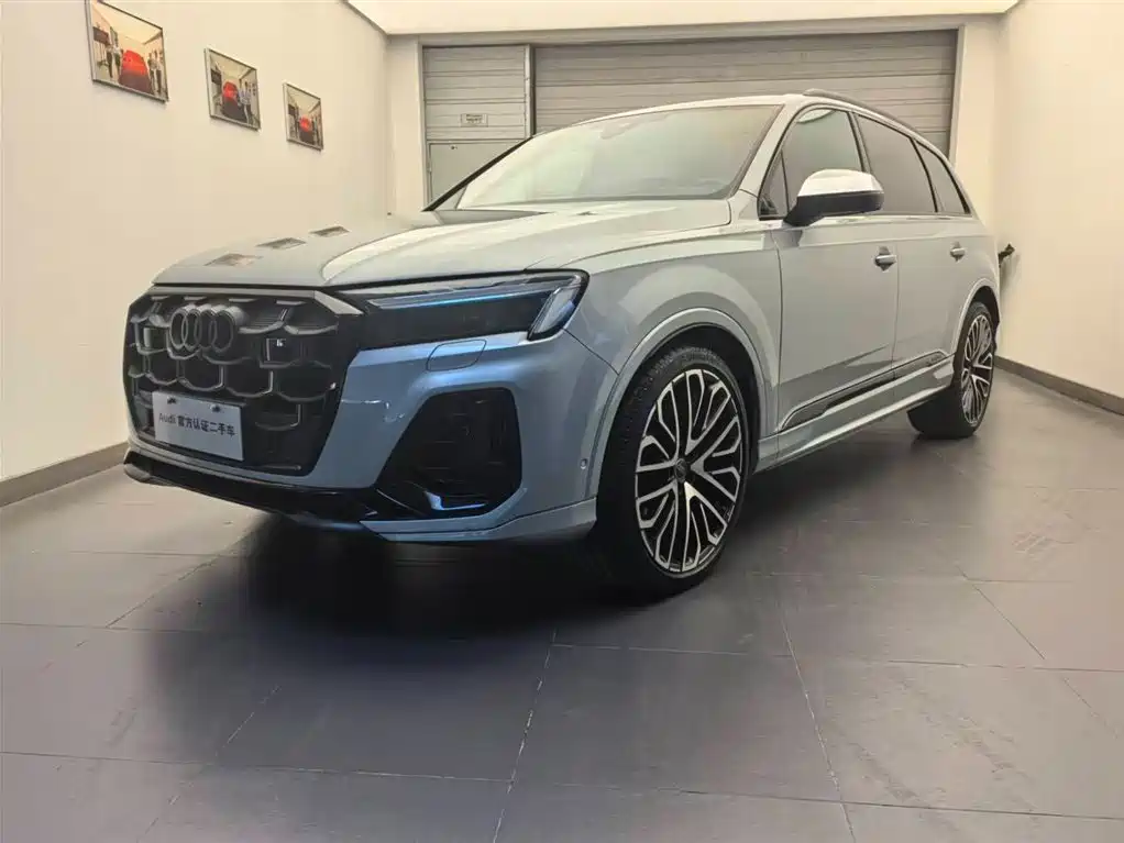 Audi SQ7 2024