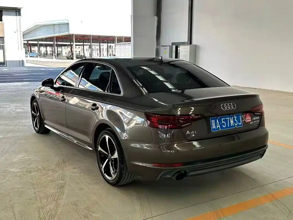 Audi A4L — миниатюра 4