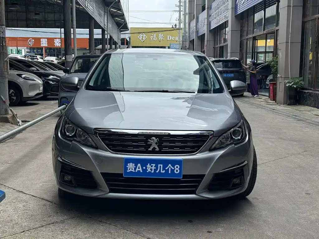 Peugeot 308 — миниатюра 2