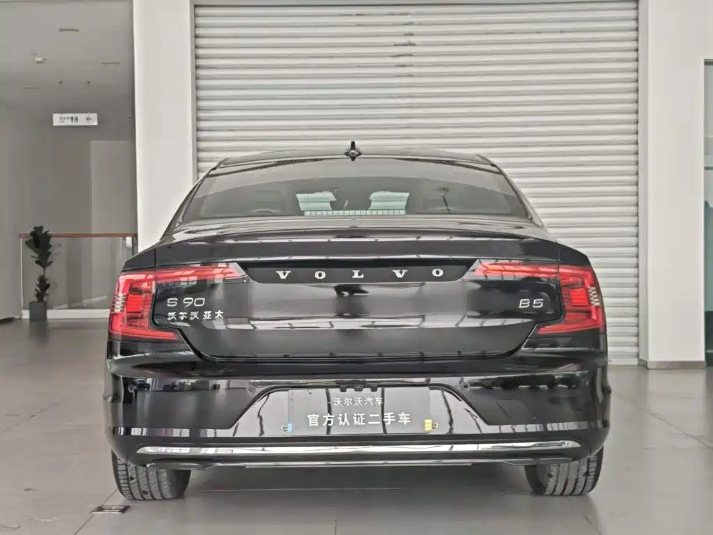 Volvo S90 — миниатюра 12