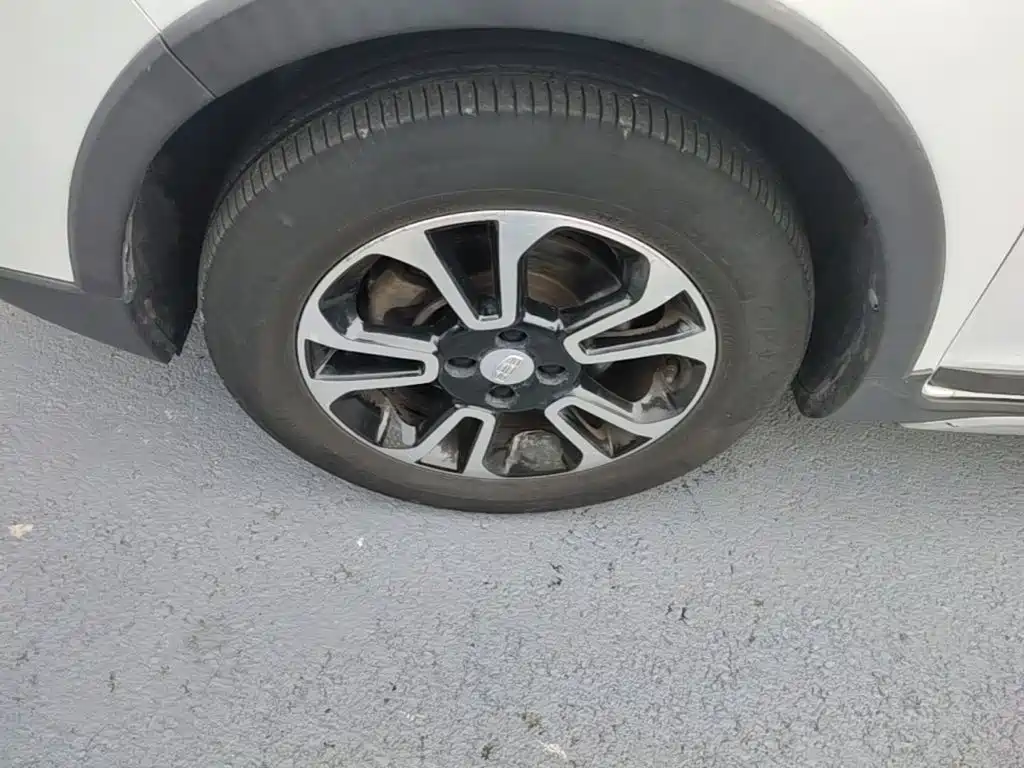 Geely Vision X3 — миниатюра 23