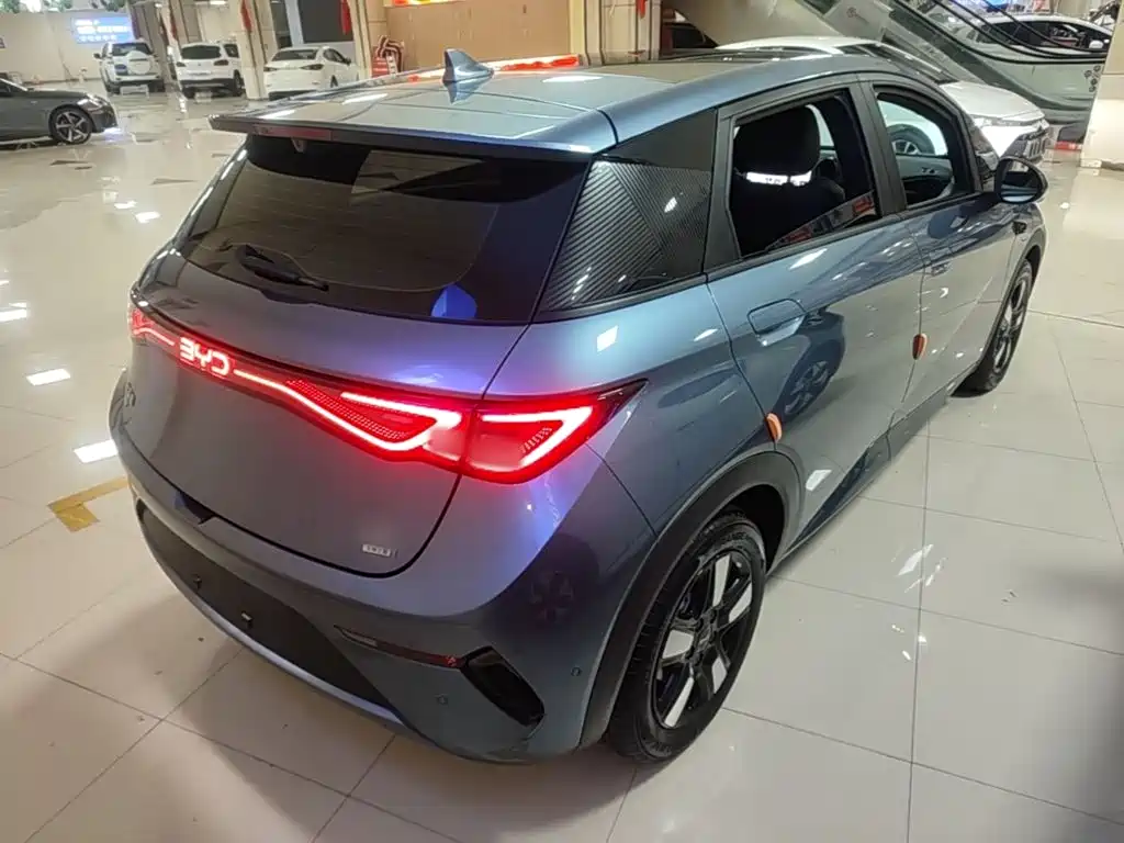 BYD Dolphin — миниатюра 7