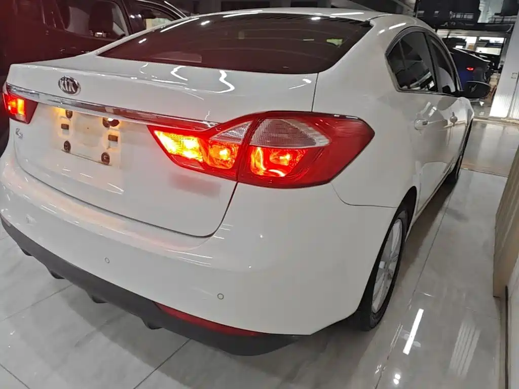 Kia K3 — миниатюра 8