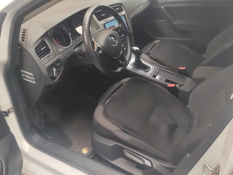 Volkswagen Golf — миниатюра 9