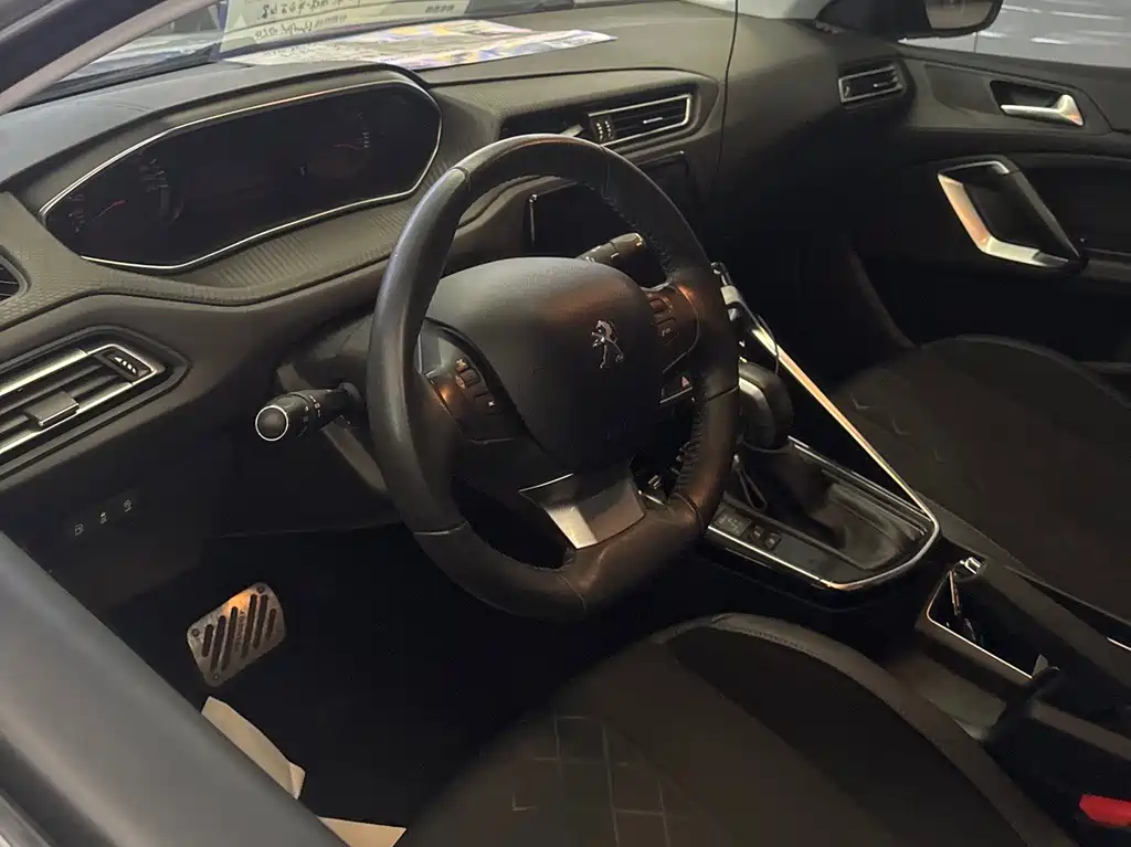 Peugeot 308 — миниатюра 18