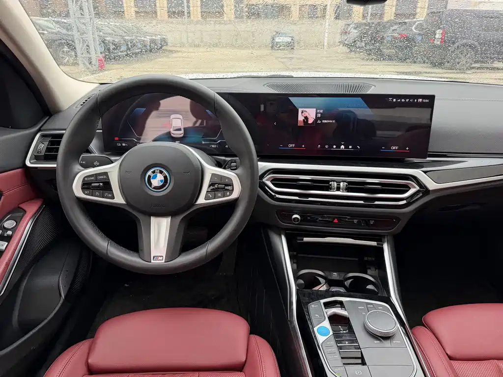 BMW i3 — миниатюра 10