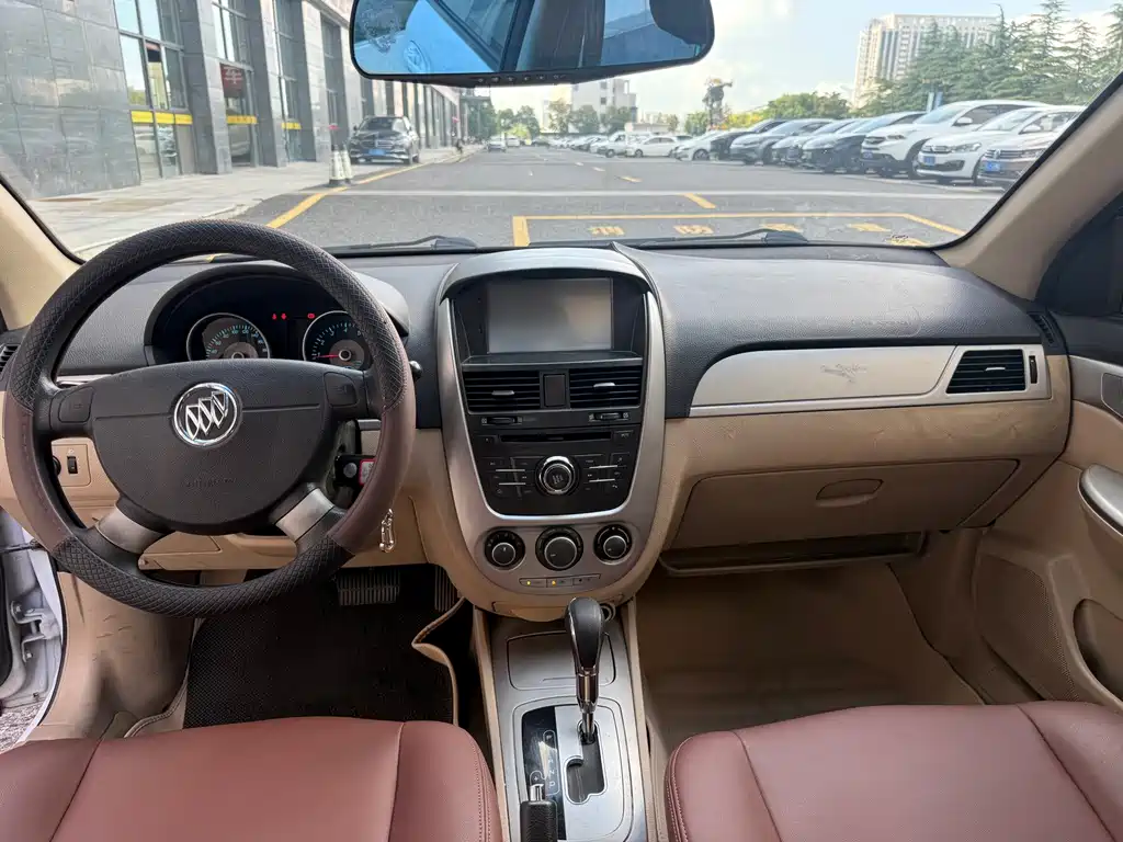 Buick Excelle — миниатюра 6