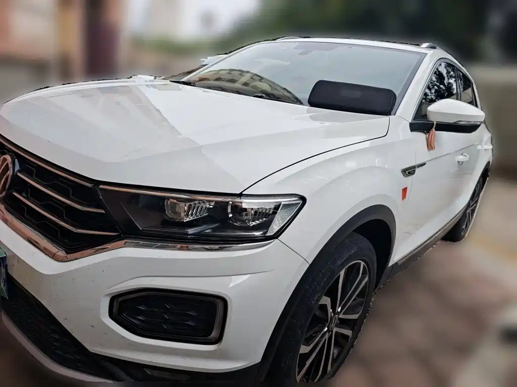 Volkswagen T-Roc — миниатюра 2