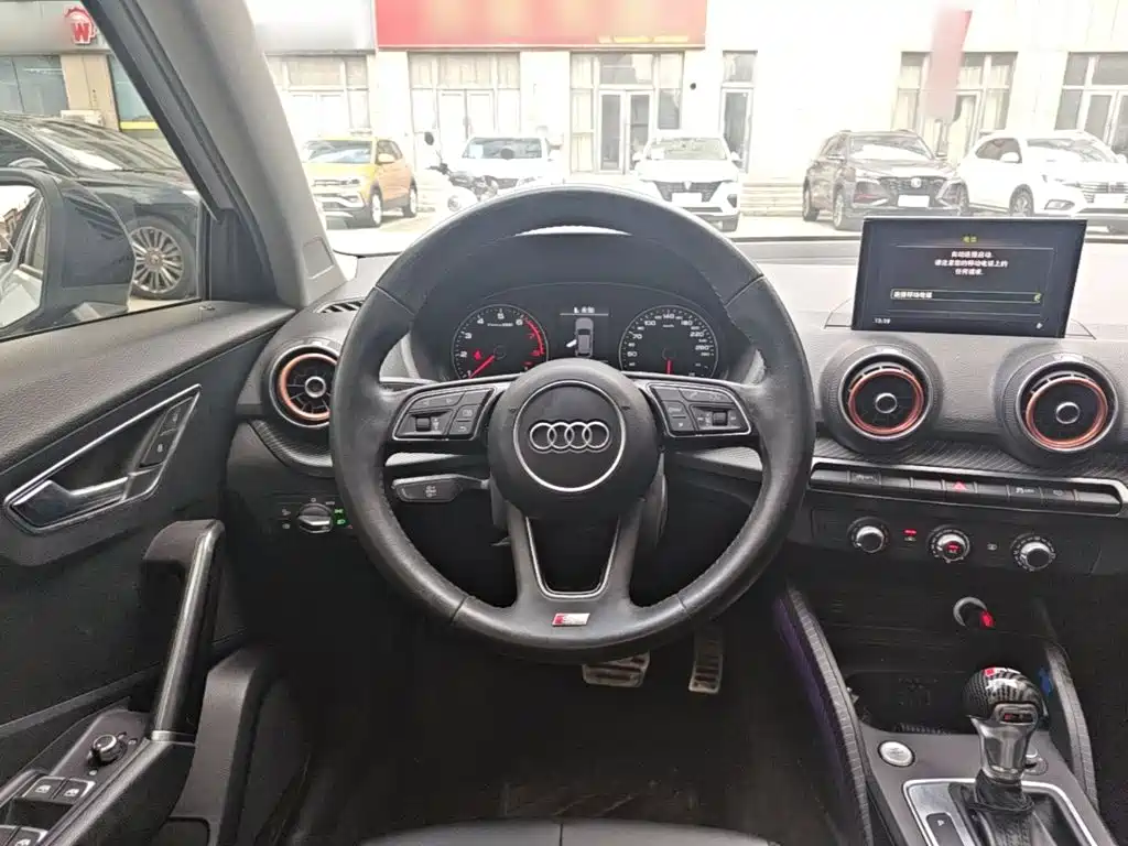 Audi Q2L — миниатюра 11