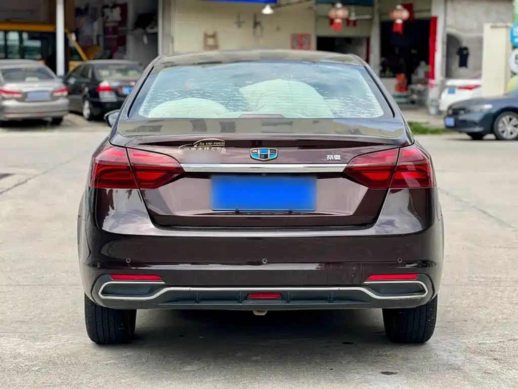 Geely Emgrand — миниатюра 5