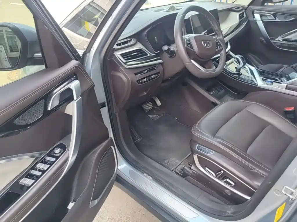 Geely Jia Ji New Energy — миниатюра 16