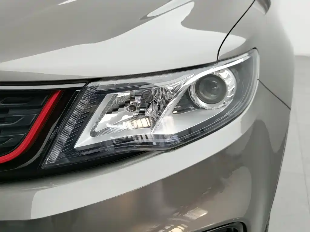 Geely Boyue — миниатюра 7