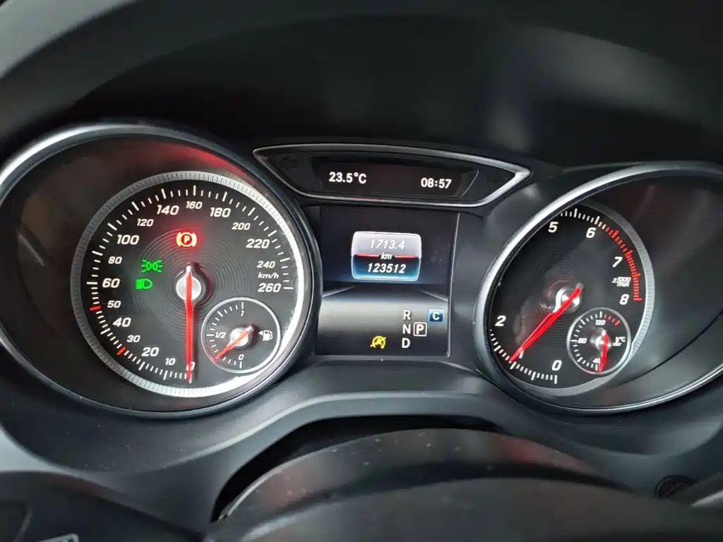 Mercedes-Benz CLA (Import) — миниатюра 12
