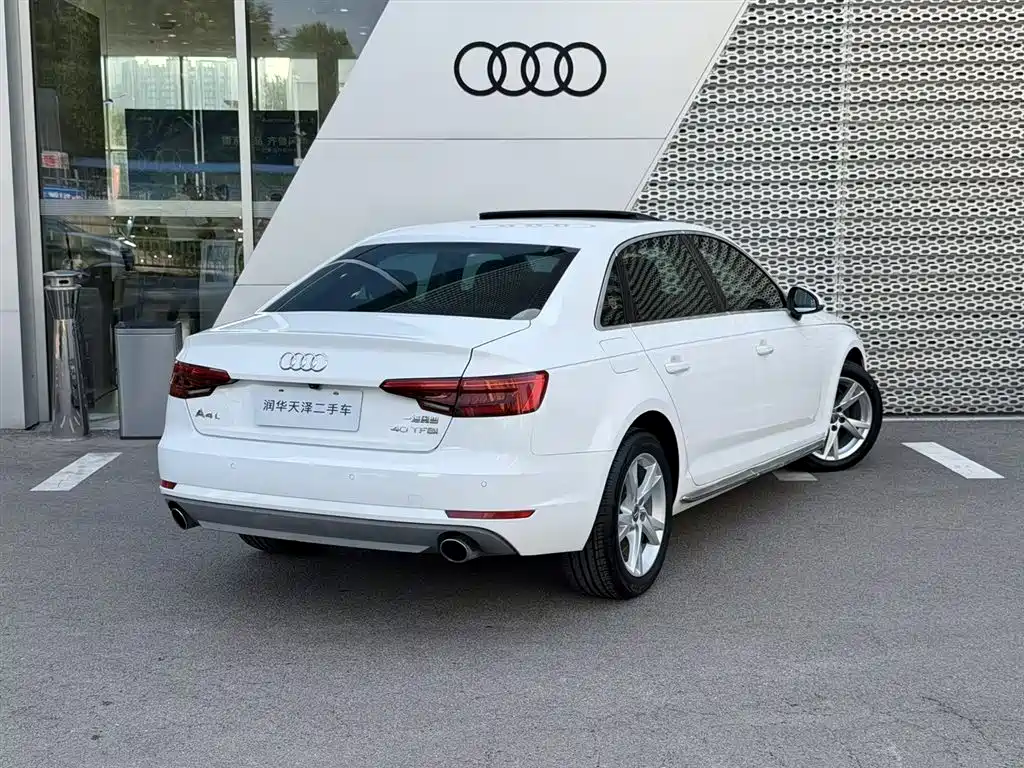 Audi A4L — миниатюра 4