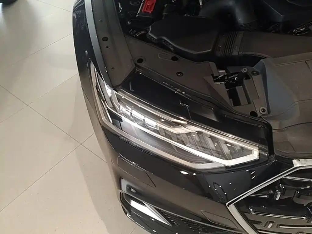 Audi A7L — миниатюра 13
