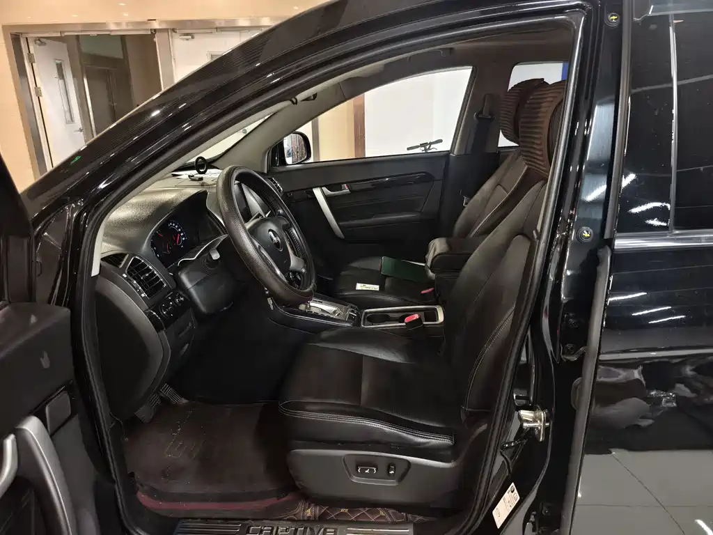 Chevrolet Captiva — миниатюра 9