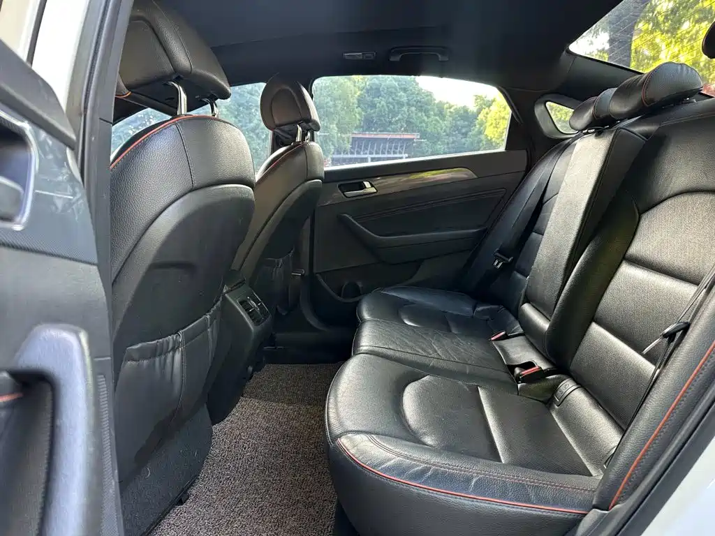 Hyundai Sonata — миниатюра 13
