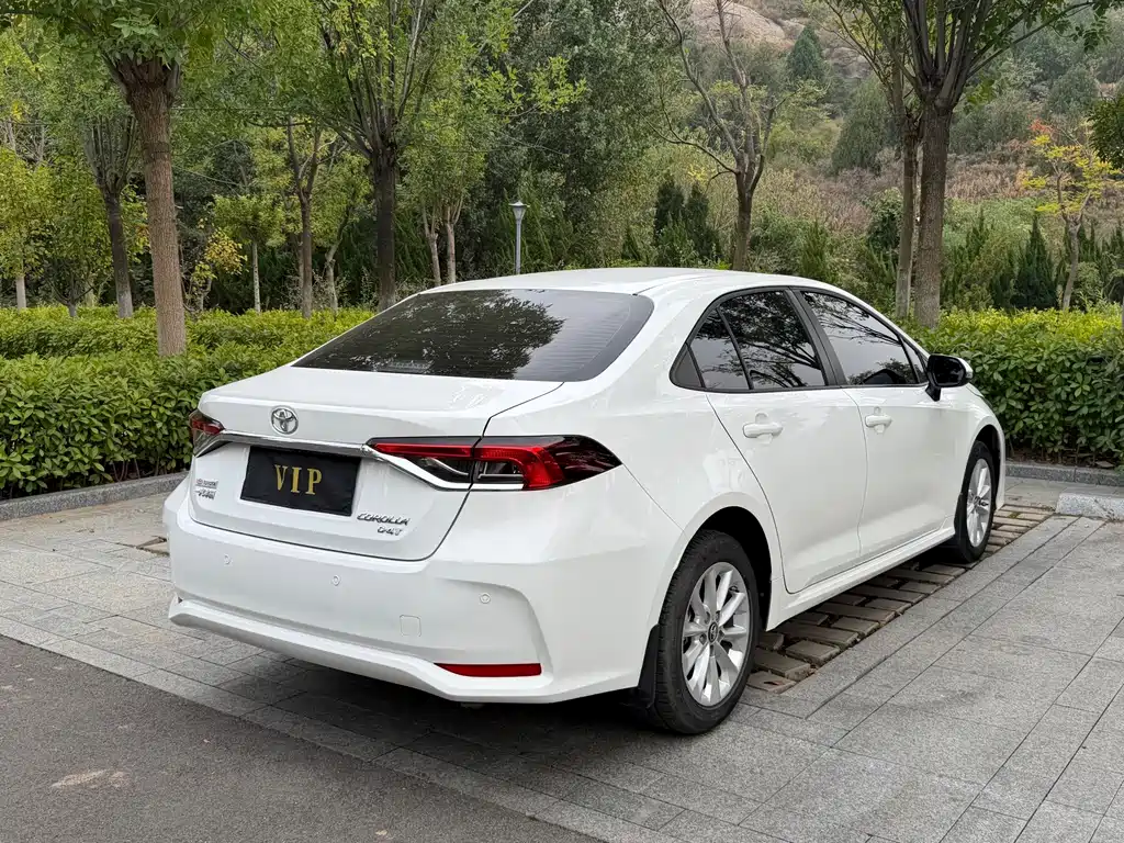 Toyota Corolla — миниатюра 15