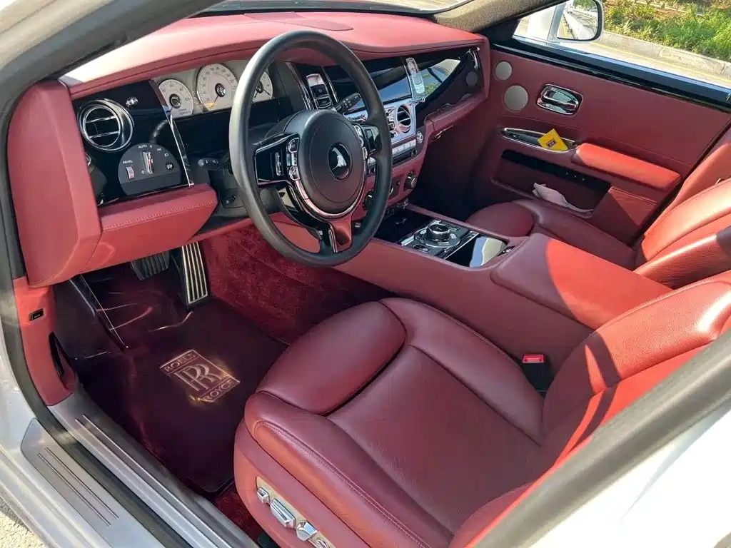 Rolls-Royce Ghost — миниатюра 5