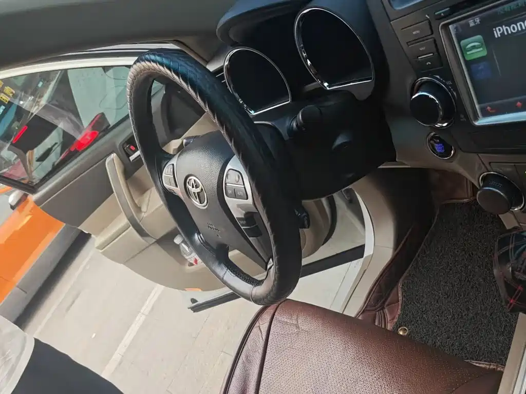 Toyota Highlander — миниатюра 6