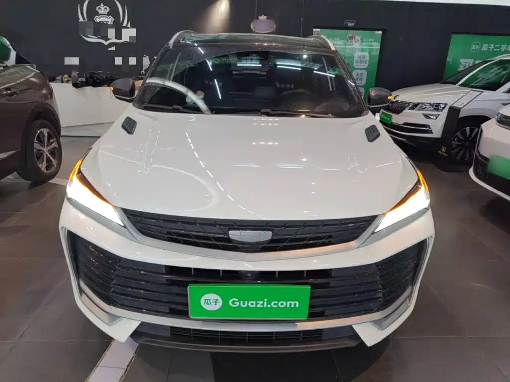Geely Binyue — миниатюра 3