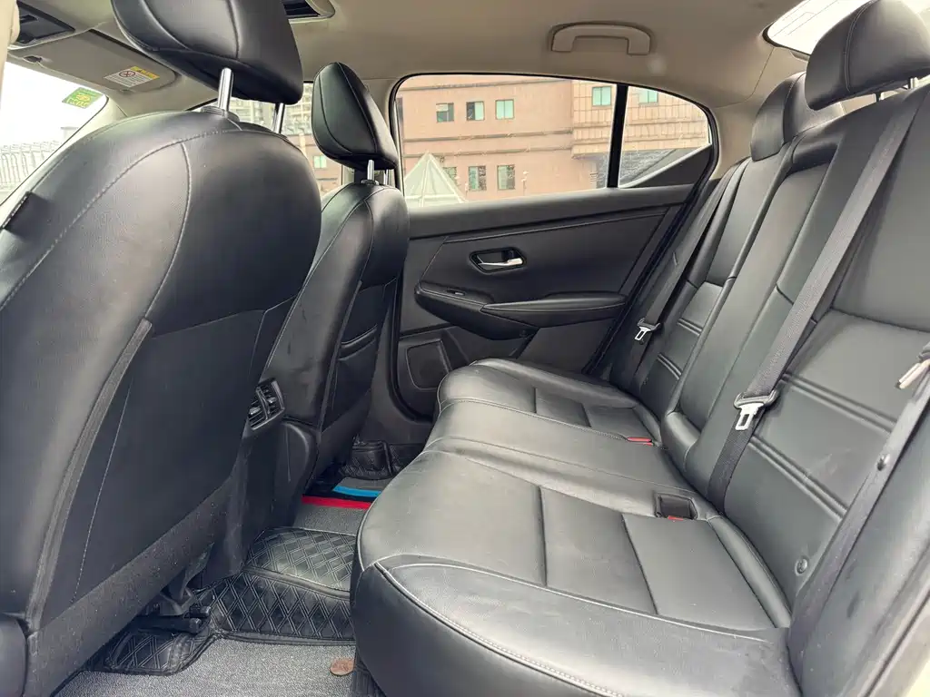 Nissan Sylphy — миниатюра 8