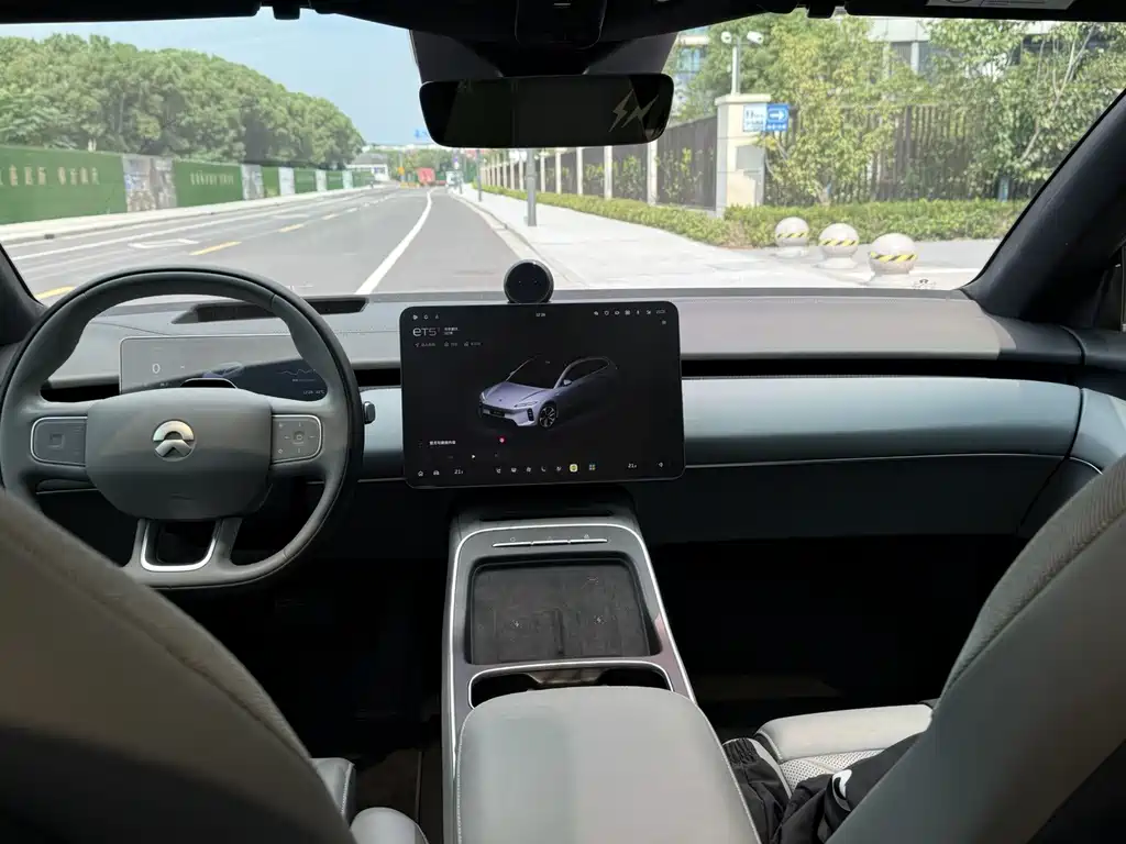 NIO ET5T — миниатюра 6