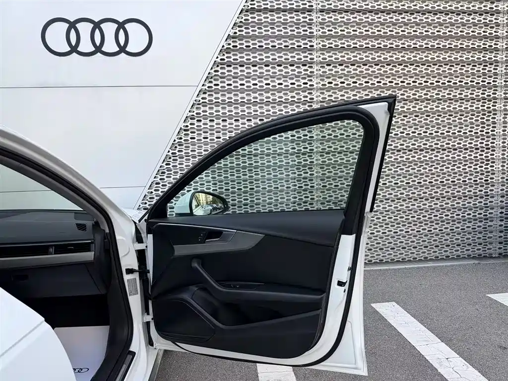 Audi A4L — миниатюра 8