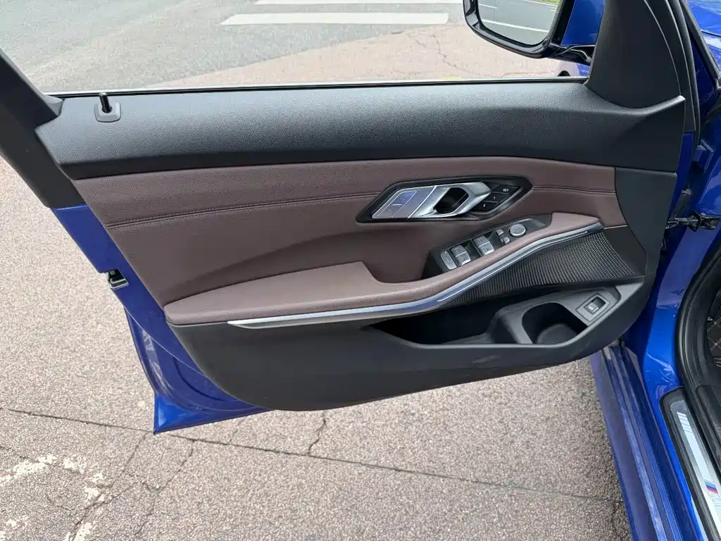 BMW 3 Series — миниатюра 6