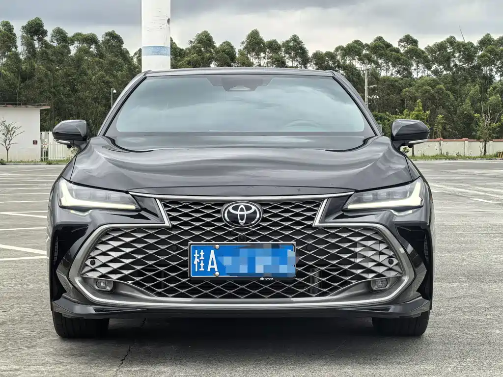 Toyota Avalon — миниатюра 2