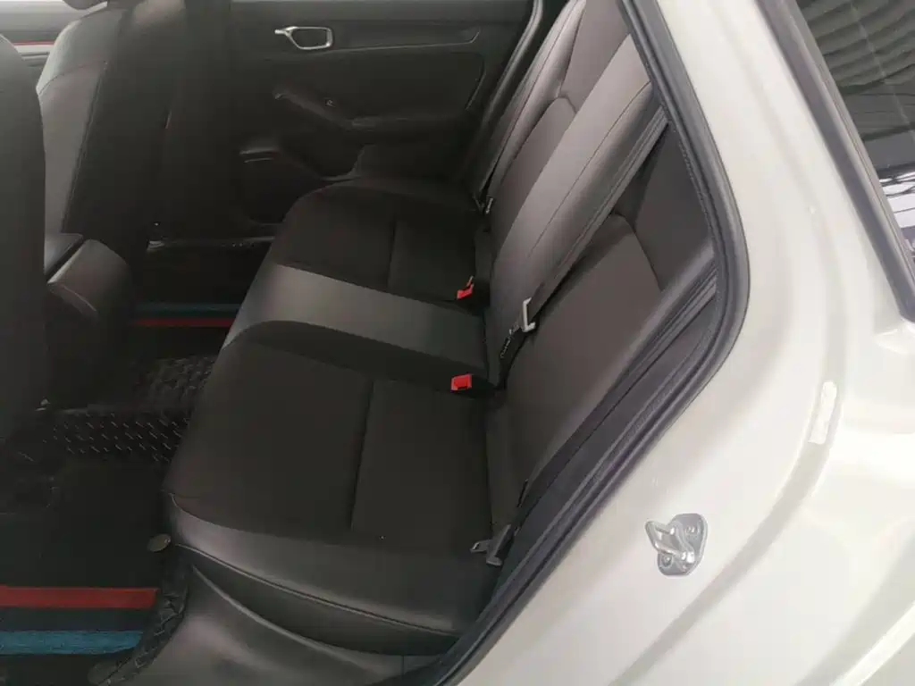 Honda Civic — миниатюра 13