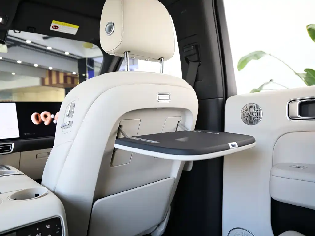 Li Auto Li L9 — миниатюра 17