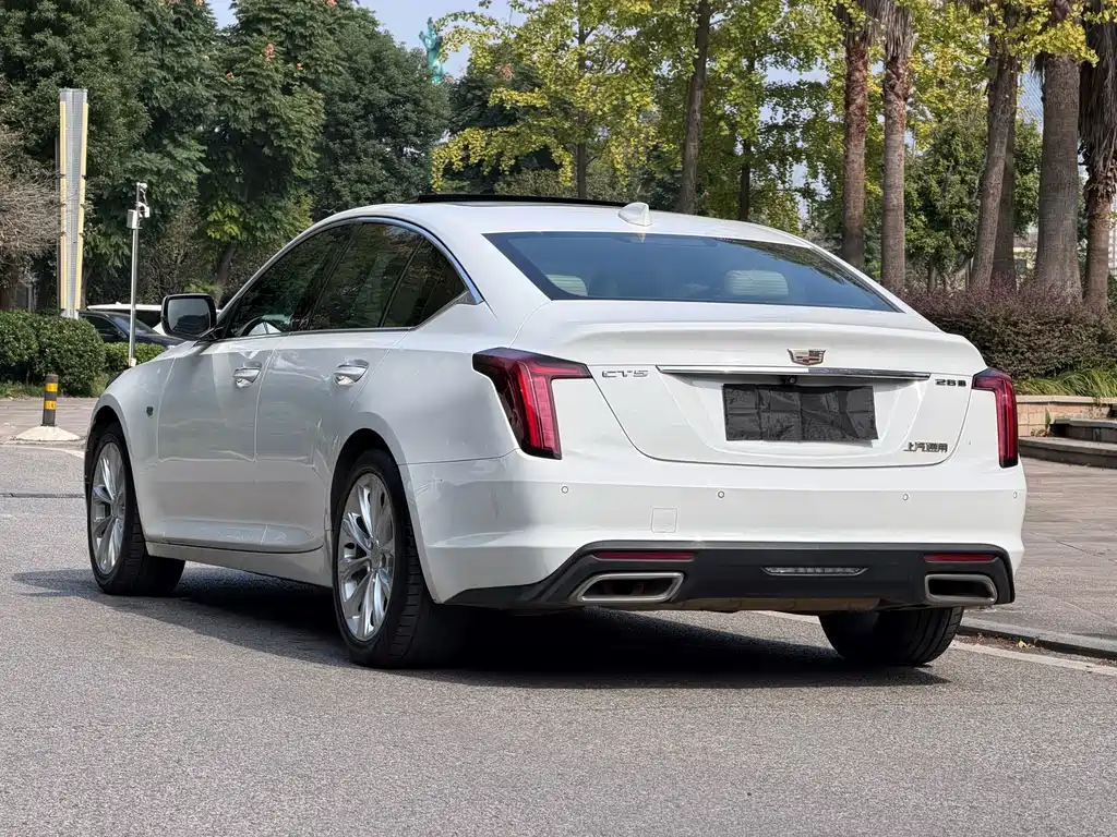 Cadillac CT5 — миниатюра 6