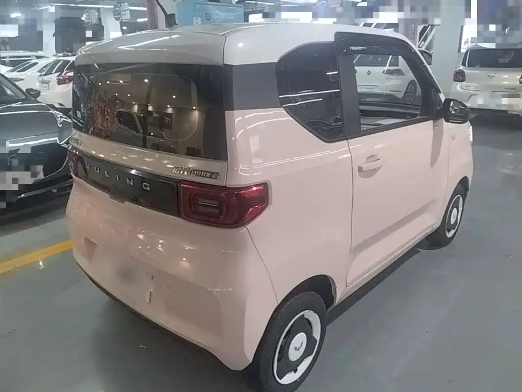 Wuling MINIEV — миниатюра 7