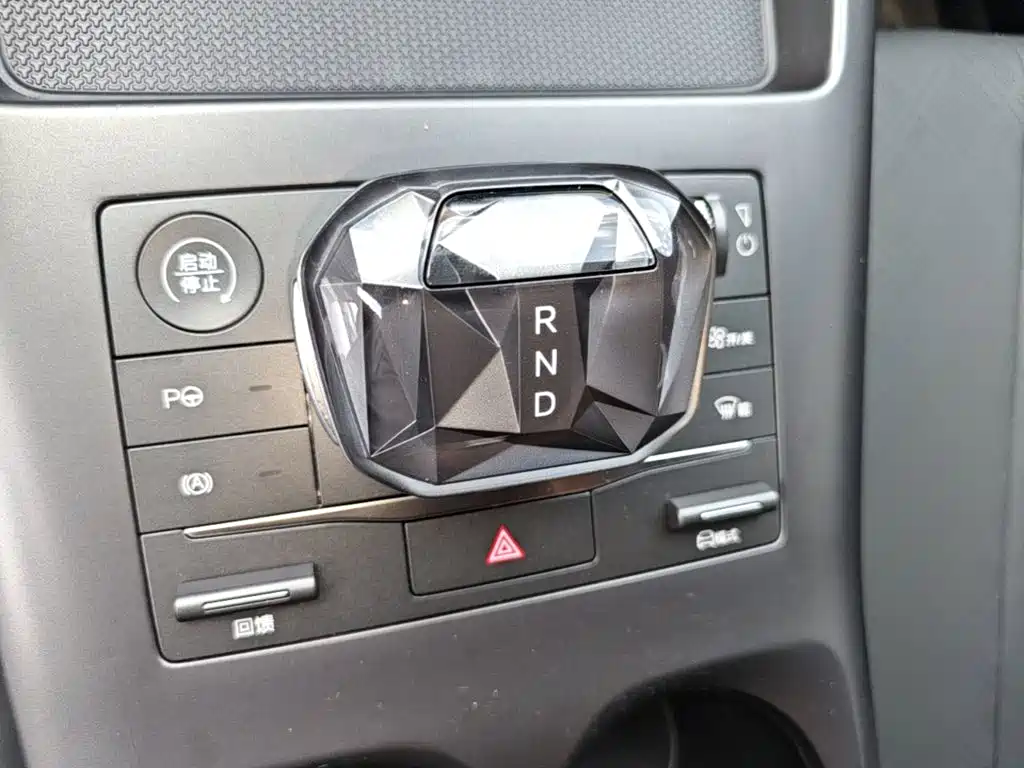 BYD Qin PLUS — миниатюра 14