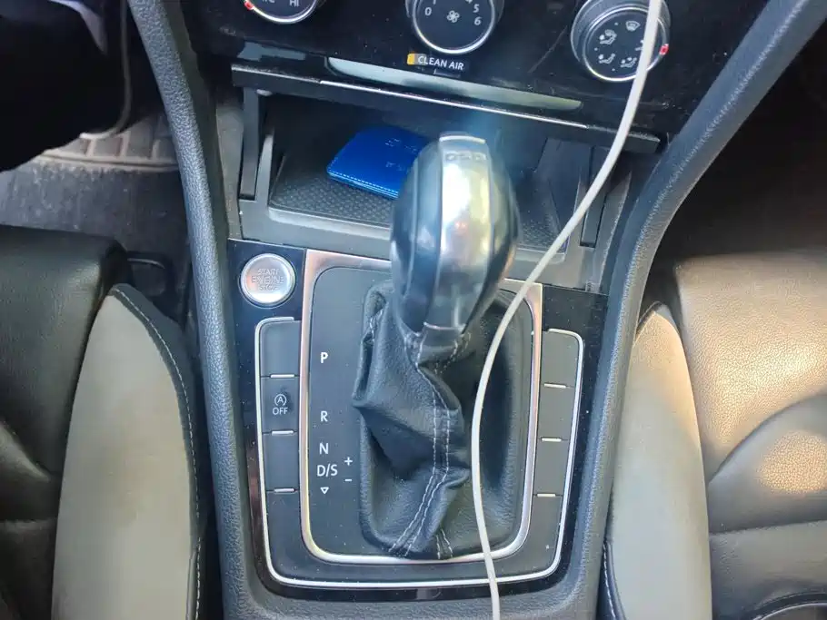 Volkswagen Golf — миниатюра 16