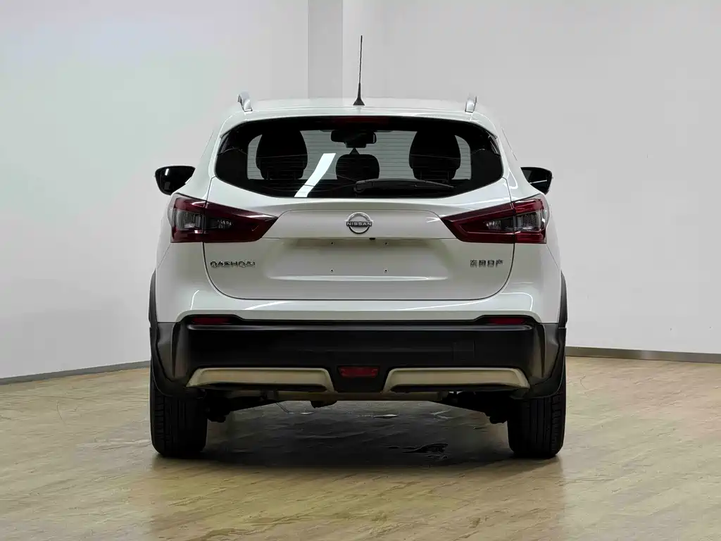 Nissan Qashqai — миниатюра 27