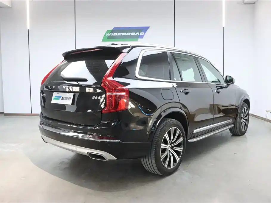 Volvo XC90 2020 T6 Luxury 7 мест