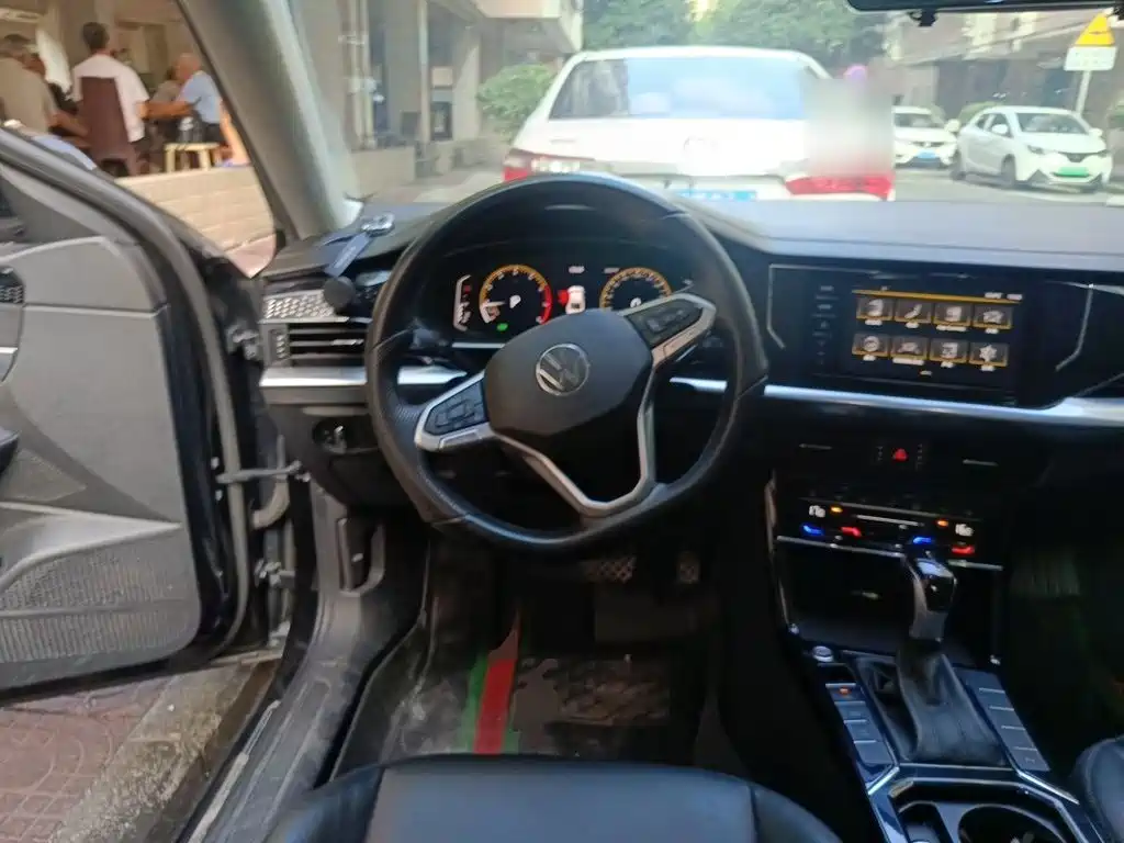 Volkswagen Passat — миниатюра 6