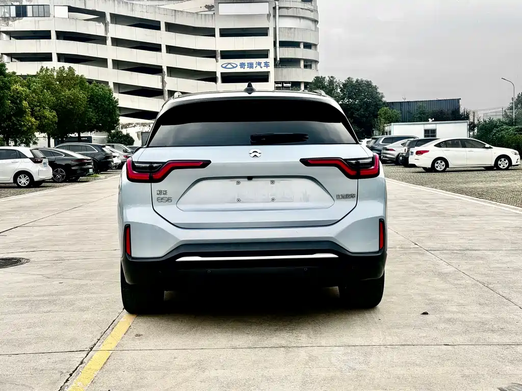 NIO ES6 — миниатюра 6