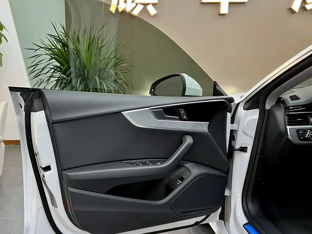 Audi A5 2024 Sportback 40 TFSI Fashion