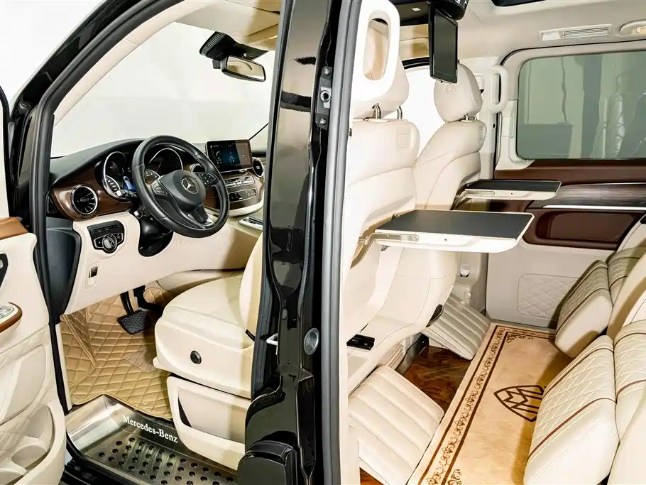 Mercedes-Benz V-Class — миниатюра 18