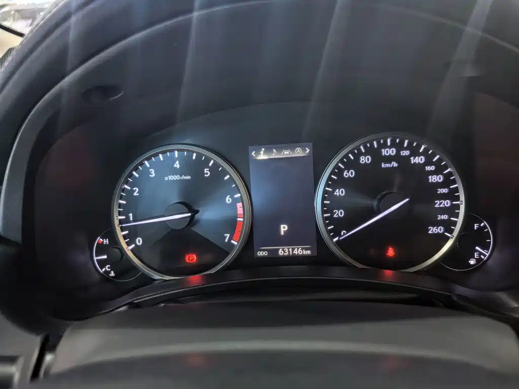 Lexus NX — миниатюра 8