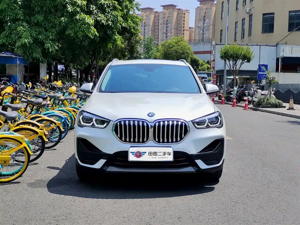 BMW X1 2022 sDrive25Li Lead
