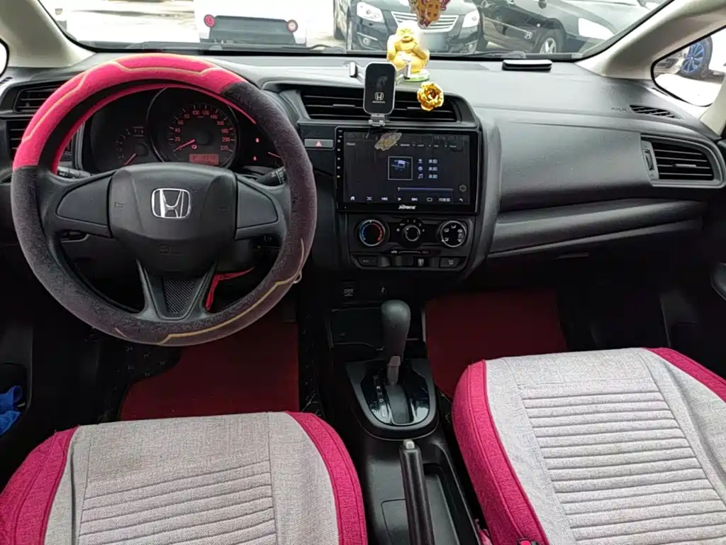 Honda Fit — миниатюра 10