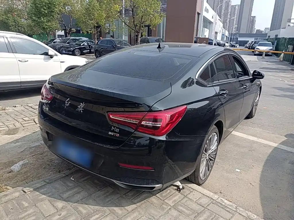 Hongqi Hongqi H5 — миниатюра 7