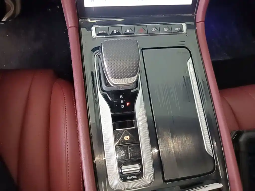 Hongqi Hongqi H5 PHEV — миниатюра 14